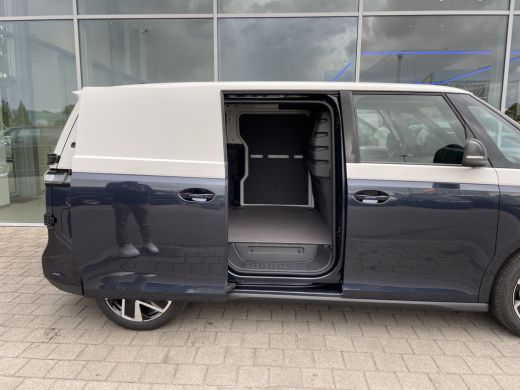 Volkswagen ID. Buzz Cargo Cargo Anniversary Edition 79 kWh 4MOTION 340 PK | Trekhaak 1.800KG trekken | 360 graden camera | ... ActivLease financial lease