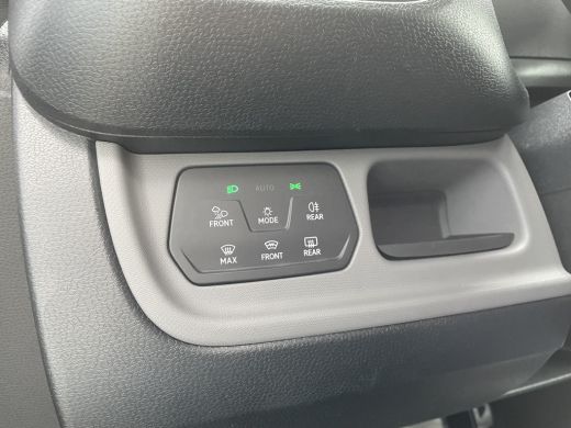 Volkswagen ID. Buzz Cargo Cargo Anniversary Edition 79 kWh 4MOTION 340 PK | Trekhaak 1.800KG trekken | 360 graden camera | ... ActivLease financial lease