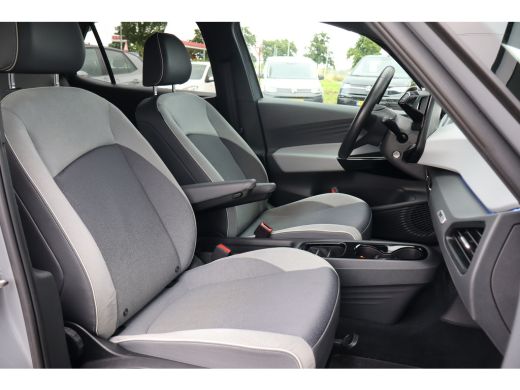 Volkswagen ID.3 First Plus 58 kWh | Achteruitrijcamera | Matrix-LED-koplamp (IQ.Light) incl. autom. schakeling va... ActivLease financial lease