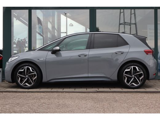 Volkswagen ID.3 First Plus 58 kWh | Achteruitrijcamera | Matrix-LED-koplamp (IQ.Light) incl. autom. schakeling va... ActivLease financial lease