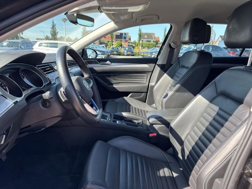 Volkswagen Passat Variant 1.4 TSI PHEV GTE Business | Trekhaak | Leder | Ergo | ActivLease financial lease