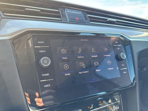 Volkswagen Passat Variant 1.4 TSI PHEV GTE Business | Trekhaak | Leder | Ergo | ActivLease financial lease