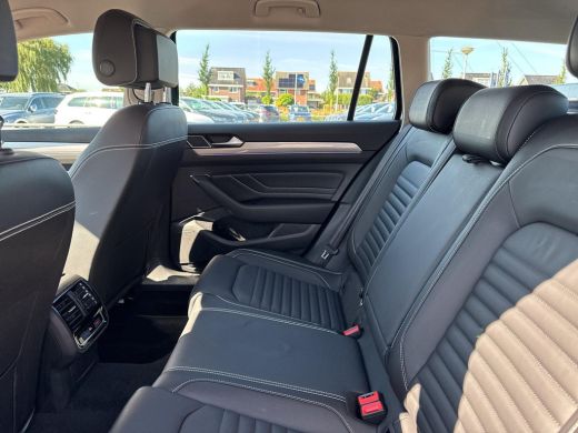 Volkswagen Passat Variant 1.4 TSI PHEV GTE Business | Trekhaak | Leder | Ergo | ActivLease financial lease