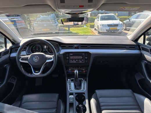 Volkswagen Passat Variant 1.4 TSI PHEV GTE Business | Trekhaak | Leder | Ergo | ActivLease financial lease