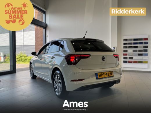 Volkswagen Polo Life Edition 1.0 TSI 95 pk 5 versn. Hand | Stoelverwarming | Climatronic | Achteruitrijcamera | P... ActivLease financial lease