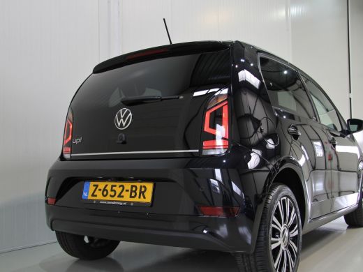 Volkswagen up! 1.0 65pk 5drs. United | Black Edition ActivLease financial lease