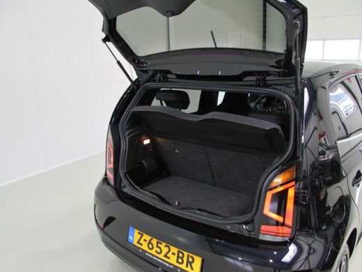 Volkswagen up! 1.0 65pk 5drs. United | Black Edition ActivLease financial lease
