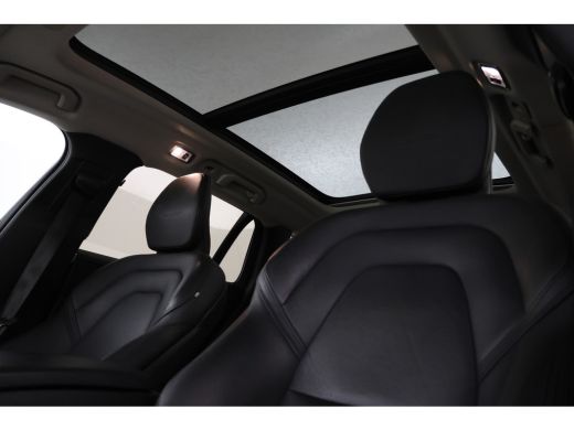Volvo  V60 2.0 T8 Twin Engine AWD Inscription Adaptieve Cruise, Panorama, Leer, Climate, ActivLease financial lease