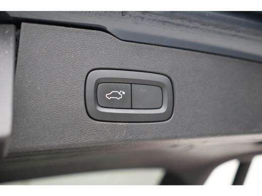 Volvo  V60 2.0 T8 Twin Engine AWD Inscription Adaptieve Cruise, Panorama, Leer, Climate, ActivLease financial lease