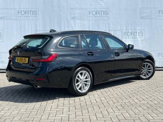 BMW 3 Serie Touring 320i Executive Edition NL-AUTO | ACC |PARKEER CAMERA | NAVI |