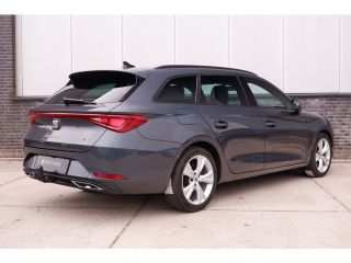 Seat Leon Sportstourer 1.5 eTSI FR | Elek. Trekhaak | LED | Carplay | Camera | Navi | Keyless | Adap. Cruise