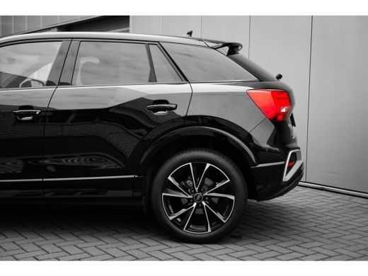 Audi Q2 35 TFSI S Edition ActivLease financial lease