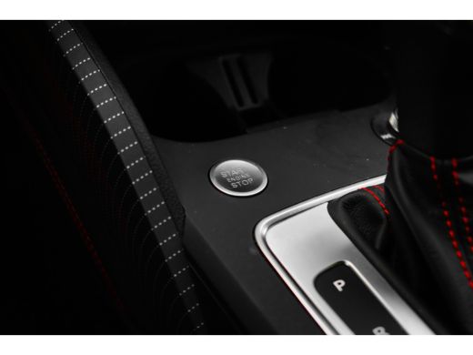 Audi Q2 35 TFSI S Edition ActivLease financial lease
