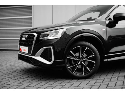 Audi Q2 35 TFSI S Edition ActivLease financial lease