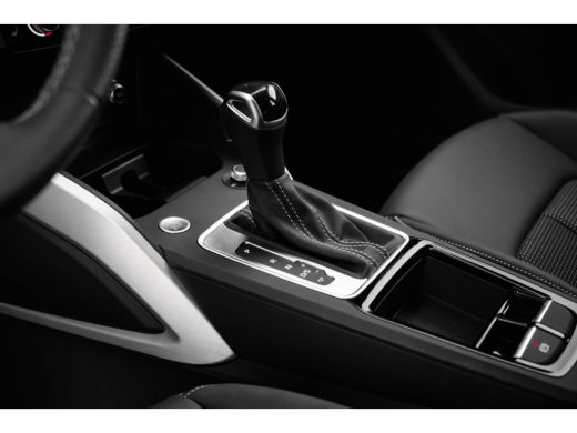Audi Q2 35 TFSI S Edition ActivLease financial lease