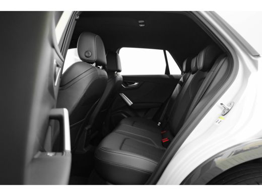 Audi Q2 35 TFSI S Edition ActivLease financial lease