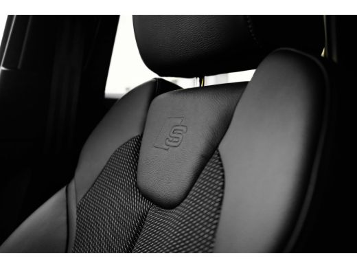 Audi Q2 35 TFSI S Edition ActivLease financial lease