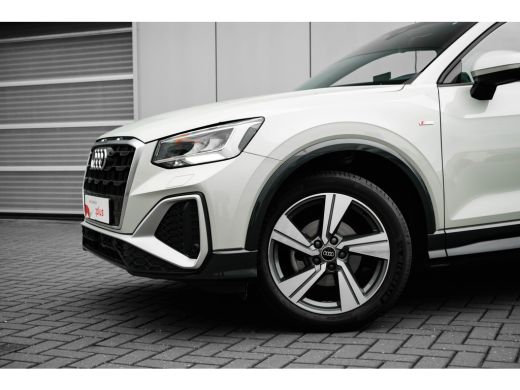 Audi Q2 35 TFSI S Edition ActivLease financial lease