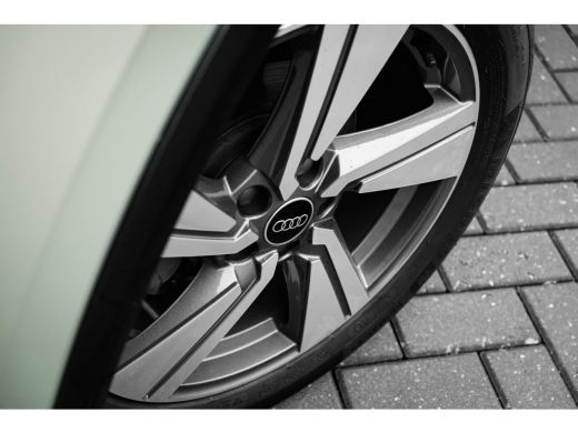 Audi Q2 35 TFSI S Edition ActivLease financial lease
