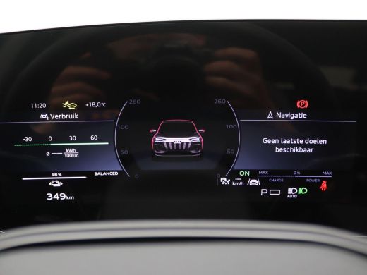Audi Q6 e-tron Launch edition 83 kWh 252PK Panoramadak, Trekhaak, Keyless, Warmtepomp, 360gr. Camera, Stoelverwa... ActivLease financial lease