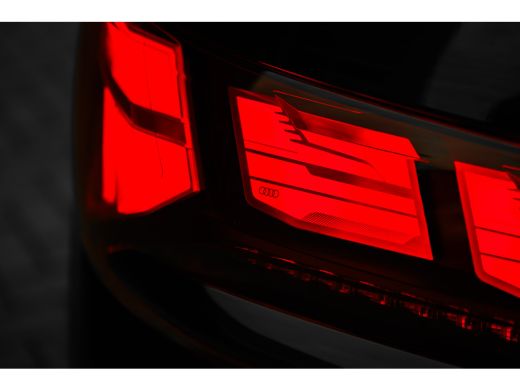 Audi Q7 60 TFSI e quattro Pro Line S Competition Sportstoelen plus | Digitale OLED achterlichten | Head-u... ActivLease financial lease