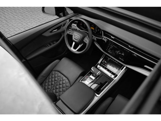 Audi Q7 60 TFSI e quattro Pro Line S Competition Sportstoelen plus | Digitale OLED achterlichten | Head-u... ActivLease financial lease