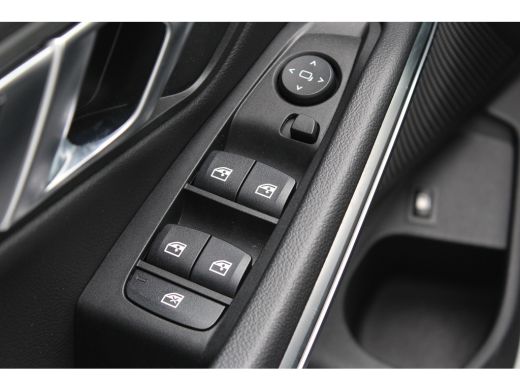 BMW 3 Serie 320e 238PK HIGH EXECUTIVE M-SPORT AUTOMAAT / NAVI / LEDER / LASER-LED / CLIMA / PDC / 18" LMV / C... ActivLease financial lease