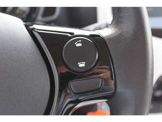 Citroën C1 1.0 VTi 72PK SHINE / NAVI / CLIMA / LED / 15" LMV / CAMERA  / BLUETOOTH / PACK STYLE / 1E EIGENAA... ActivLease financial lease