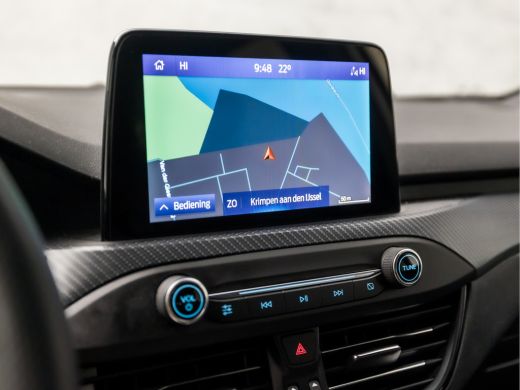 Ford Focus 1.0 EcoBoost ST Line Business (APPLE CARPLAY, GROOT NAVI, CLIMATE, GETINT GLAS, SPORTSTOELEN, ADA... ActivLease financial lease