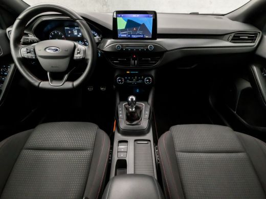 Ford Focus 1.0 EcoBoost ST Line Business (APPLE CARPLAY, GROOT NAVI, CLIMATE, GETINT GLAS, SPORTSTOELEN, ADA... ActivLease financial lease