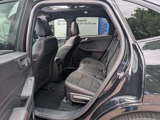 Ford Kuga 2.5 PHEV 225pk ST-Line X | Black Pack | AGR-Stoelen | Pano Dak | Adaptief Led | Head-Up Display |... ActivLease financial lease