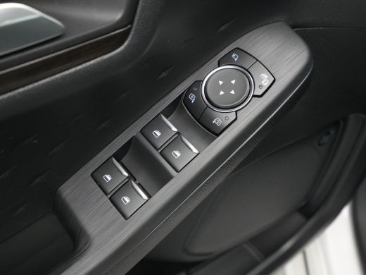 Ford Kuga 2.5 PHEV 225pk Vignale Navigatie Camera Stoelverwarming Head up display 282 ActivLease financial lease