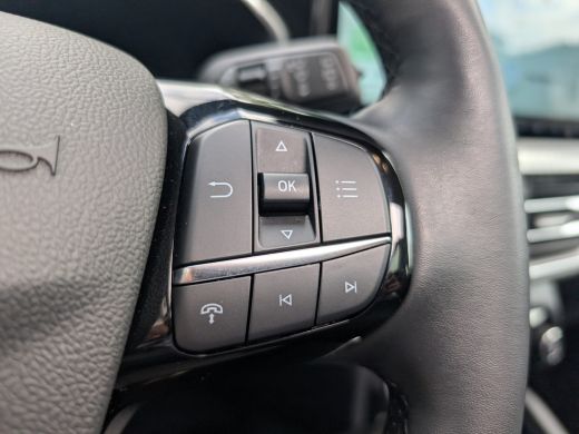 Ford Kuga 2.5 PHEV Titanium 242pk | Carplay | Navi | Adap. Cruise | Keyless | Panoramadak | Voorruitverwarming ActivLease financial lease