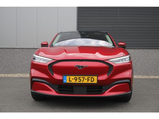Ford Mustang Mach-E Mach-E / RWD 75 kWh 259pk/Adaptive/Pano-dak/Leder/360Cam/3-fase ActivLease financial lease