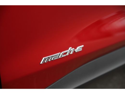 Ford Mustang Mach-E Mach-E / RWD 75 kWh 259pk/Adaptive/Pano-dak/Leder/360Cam/3-fase ActivLease financial lease