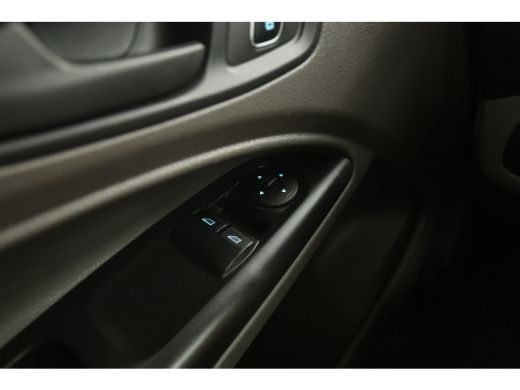Ford Transit Connect 1.5 EcoBlue L1H1 Airco Camera Carplay Navi PDC Imperiaal Trekhaak ActivLease financial lease
