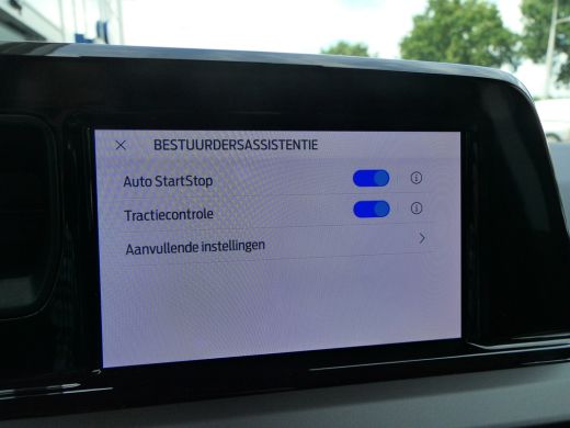 Ford Transit Courier 1.0 EcoBoost | Benzine! | Cruise Control | Airco | Parkeersensoren | CarPlay/Android Auto ActivLease financial lease