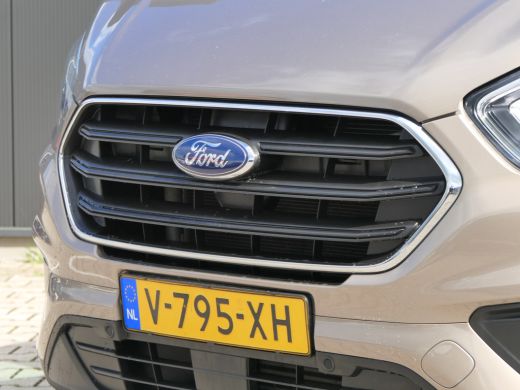 Ford Transit Custom 300 2.0 TDCI L2H1 Limited DC | Automaat | Dubbele Cabine | Leder | Trekhaak | Camera | Navigatie ... ActivLease financial lease