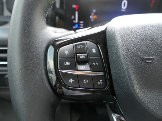 Ford Transit Custom 320 2.0 TDCI L1H1 Limited | 170pk Automaat | Adaptive Cruise | BLIS | Trekhaak | Camera | Stoelve... ActivLease financial lease