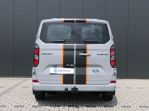 Ford Transit Custom 320 2.0 TDCI L1H1 Limited | 170pk Automaat | Adaptive Cruise | BLIS | Trekhaak | Camera | Stoelve... ActivLease financial lease