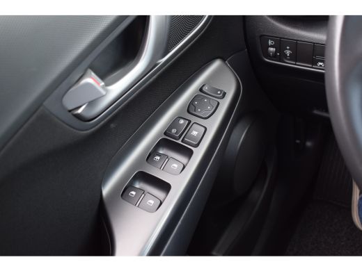 Hyundai Kona 1.0 T-GDI Comfort | Apple CarPlay | Camera | Cruise | Climate ActivLease financial lease