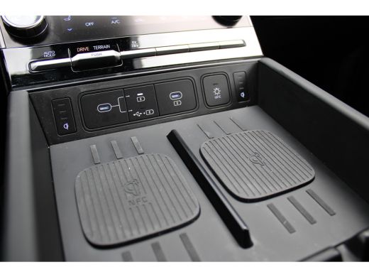 Hyundai Santa Fe 1.6 T-GDI PHEV Black Line 4WD 6p. | DEMO | Afneembare trekhaak | 360 camera | Elektrischbedienbar... ActivLease financial lease