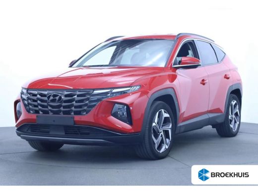 Hyundai Tucson 1.6 T-GDI PHEV Comfort 4WD Camera | 19" Velgen | Carplay | Clima | Cruise | Digitaal Dashboard | ... Hyundai Tucson 1.6 T-GDI PHEV Comfort 4WD Camera | 19" Velgen | Carplay | Clima | Cruise | Digitaal Dashboard | ...