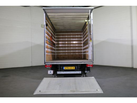 Iveco Daily 35S18 3.0 Meubelbak met Laadklep Airco ActivLease financial lease