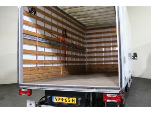 Iveco Daily 35S18 3.0 Meubelbak met Laadklep Airco ActivLease financial lease