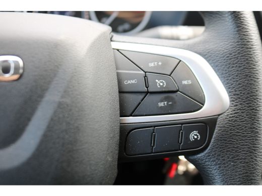 Iveco Daily 35S18 3.0 Meubelbak met Laadklep Airco ActivLease financial lease