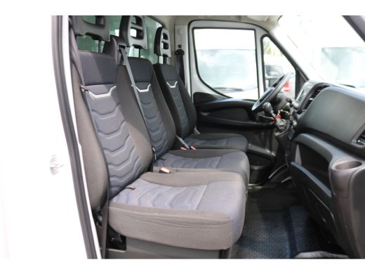 Iveco Daily 35S18 3.0 Meubelbak met Laadklep Airco ActivLease financial lease