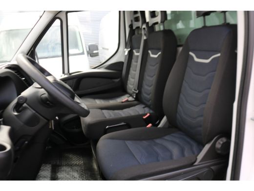 Iveco Daily 35S18 3.0 Meubelbak met Laadklep Airco ActivLease financial lease