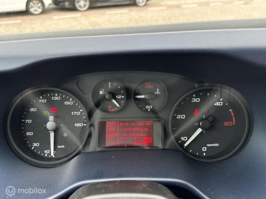 Iveco Daily 40C18 3.0 410 TIJHOF, OPRIJWAGEN, AUTOMAAT ActivLease financial lease