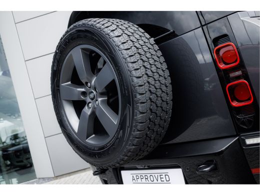 Land Rover Defender D250 110 MHEV X-Dynamic SE | Luchtvering | 3 pers Jumpseat | Pano | El. trekhaak | Driver Assist ... ActivLease financial lease